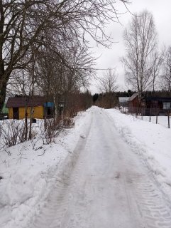 Продолжаем работу по уборке снега с территории Снт, проехать можно.Трактор заедет во все проулки по возможности 24.01.2024г.